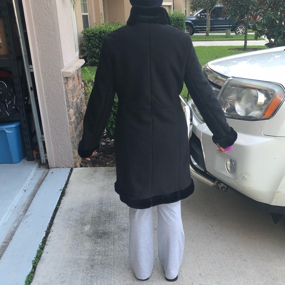 Soft long formal shearling coat - Picture 6 of 6